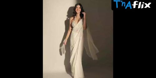 Shanaya Kapoor Breasts Scene  in Shanaya Kapoor Hot Sexy Bold July September 2022