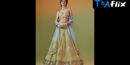 Shanaya Kapoor Breasts Scene  in Shanaya Kapoor Hot Sexy Bold July September 2021