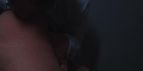 After Finding Out That Her Fiance Was Cheating On Her, She Became Sexually Uninhibited, Passionately Kissed The Hot CEO, And Let