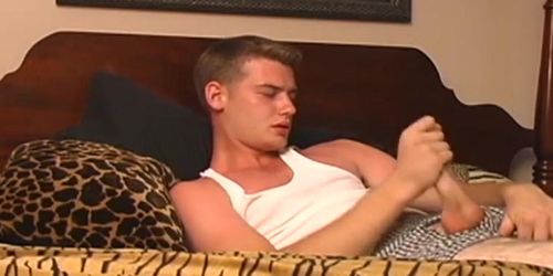 ARMY DUTY - Young military recruit strips naked and masturbates solo (Todd Alexander)