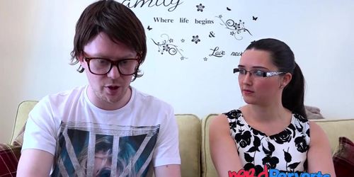 NERD PERVERTS - Nerdy gamer sucked skillfully by a cute babe with glasses (Pixiee Little)
