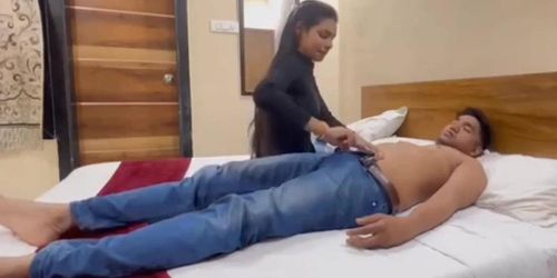 India Oyo Room Couple