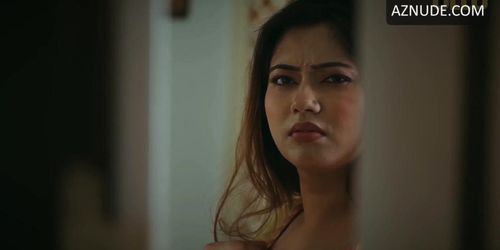 Subhati Das Breasts,  Bikini Scene  in Sarkaaye Lo Khatiya