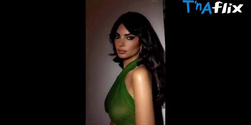 Emily Ratajkowski Sexy Scene in Emily Ratajkowski Sizzles In Sexy Look At 2023 Mtv Video Music Awards