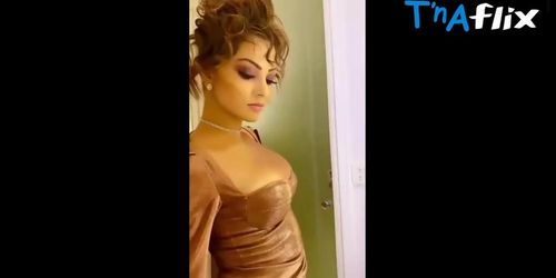Urvashi Rautela Breasts,  Underwear Scene  in Urvashi Rautela Sexy Cleavage