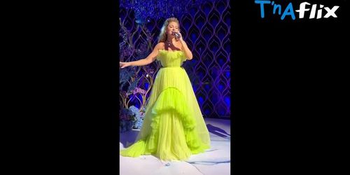 Myriam Fares Sexy Scene  in Myriam Fares Sexy Dance At Wedding In Oman