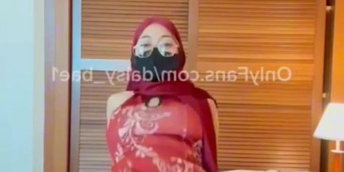 Daisy Bae Edisi Imlek Ngentot Tubuh Mulus Tudung