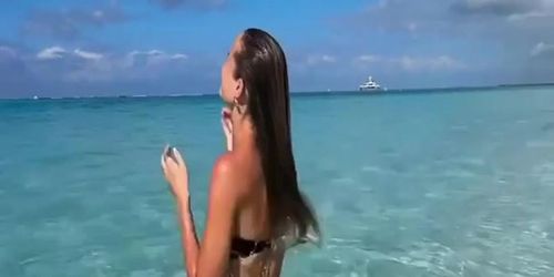 Olivia Ponton Bikini Scene  in Olivia Ponton Sexy Photos And Video Showing Off Her Sizzling Bikini Body In Miami Beach