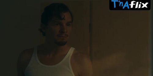Lili Zahavi Butt,  Underwear Scene  in Momentversagen