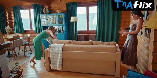 Elena Olar-Ivanova Breasts Scene  in Blind Vacation
