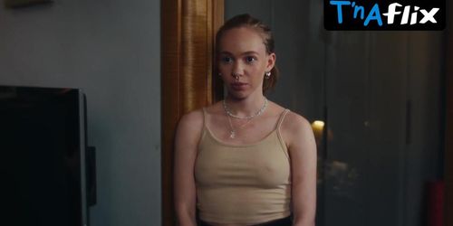 Marusya Furina Sexy Scene  in Zhvachka