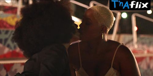 Tasha Smith Lesbian Scene  in Survival Of The Thickest