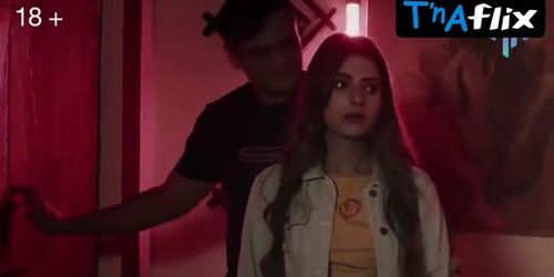 Anushka Srivastava Sexy Scene  in Anusha Srivastava Blackmail 2019
