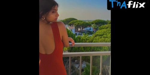 Suhana Khan Breasts Scene  in Suhana Khan Hot Sexy Bold