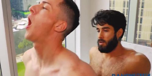 Tristan Hunter (Diego Sans)
