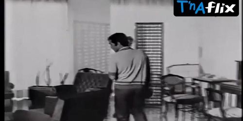 Zizi El Badrawy Sexy Scene  in Last Mostahtera