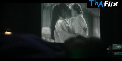 Issa Rae Lesbian Scene  in Black Mirror