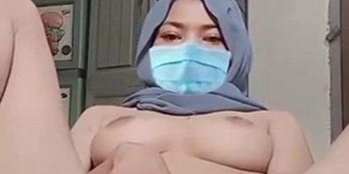 Cewek Jilbab Binal Suka Colmek Di Kosan