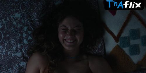 Luana Knoll Breasts,  Underwear Scene  in Sex Zimmer, Kuche, Bad