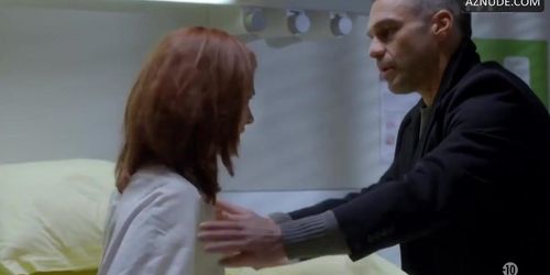 Odile Vuillemin Butt Scene  in Profilage