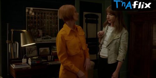 Cynthia Nixon Lesbian Scene  in And Just Like That...
