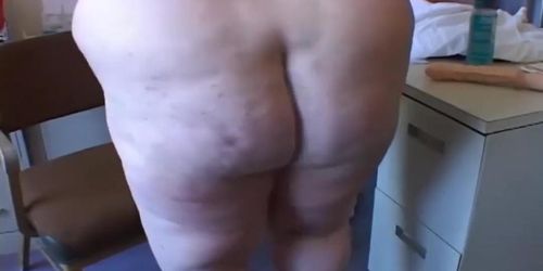Mature SSBBW with Giatn Dildo_ 720p