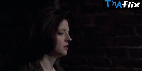 Jodie Foster Sexy Scene  in Silence Of The Lambs