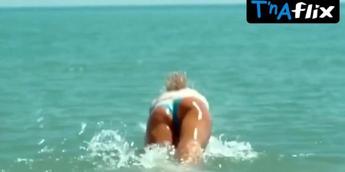 Katy Perry Butt, Breasts Scene in Katy Perry, Jennifer Aniston, Cameron Diaz, Megyn Price, Kate Upton Katy Perry Milf's Ahoy