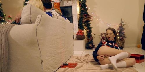 Kenzie - How Nice To Spend An Evening With The Family (Angel Smalls, Kenzie Reeves)