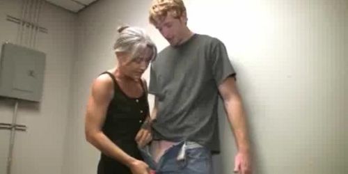 Leilani Lei Granny Facial (Leanni Lei, Lyla Lei)