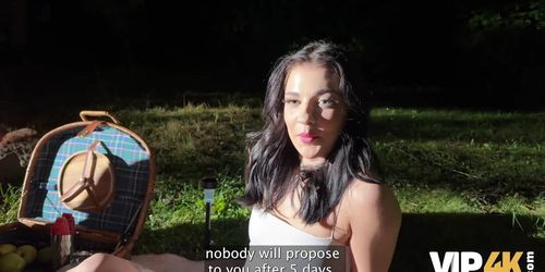 VIP4K. Picnic Seduction (Chloe Heart, Steve Q)