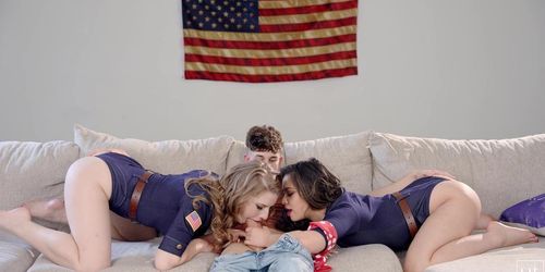Natural Busty Teens Octavia & Scarlett - Memorial Weekend Threesome (Alexis Ren, Scarlet Red)