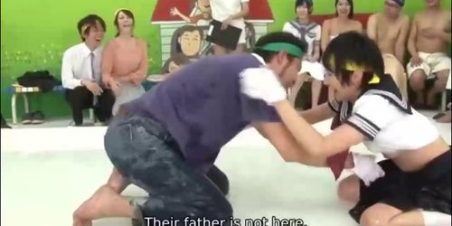 Japanese gameshow family fight (English subtitle) - Tnaflix.com
