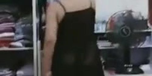 ENAK BENER PUNYA BINI SOLEHOT
