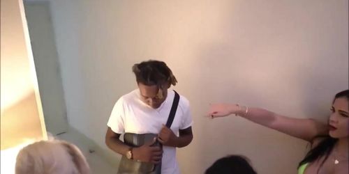 PAWG Interracial Orgy Sex