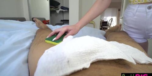 Lucky Stepbro gets to be Lily Larimar's First Real Patient for her Nursing Care Class - S14:E1