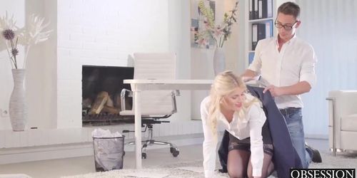 Frankie G gets to screw secretary Sweet Cate in the office