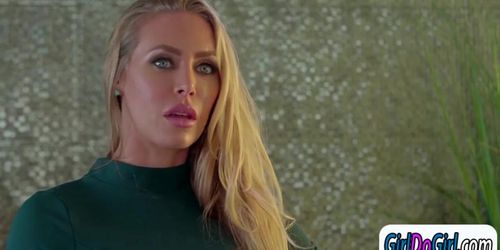 UP1 Special agent licks CEO Nicole Aniston to secure mission (Carter Cruise)