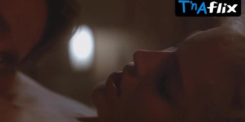 Sharon Stone Butt,  Breasts Scene  in Basic Instinct (Jeanne Tripplehorn)