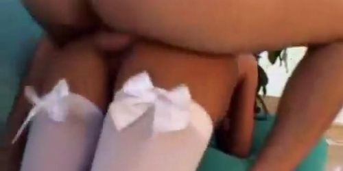 Lilly Thai screw by white