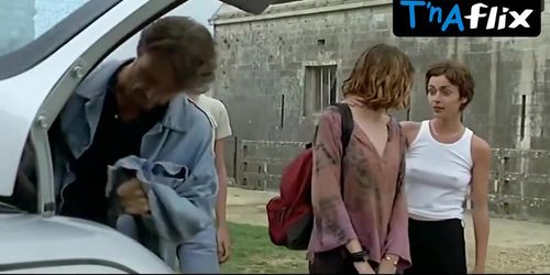 Lou Doillon Breasts Scene  in Trop (Peu) D'Amour (Alexia Stresi)