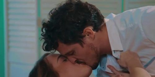 Cadence Lux Kissing