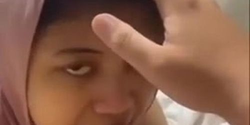Jilbab Pentil Tindik Ngentot Crot Di Mulut Indonesia 3mnt