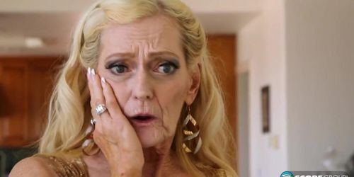 68 Year Old Layla's First Time On Camera! - Malisa Moir (Layla Rose, Tommy Pistol)