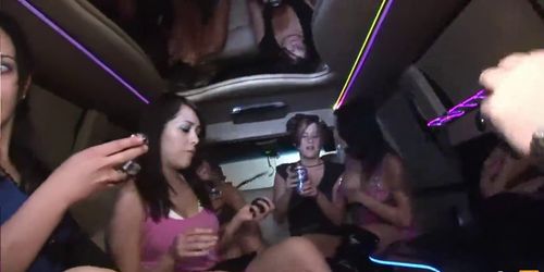 SPRING BREAK PARTY GIRLS - Scene 3