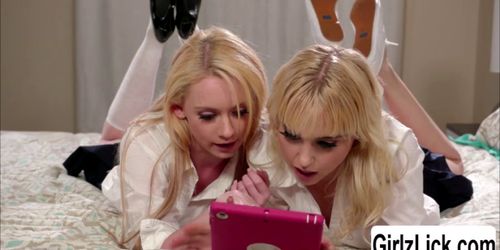 Sexy teen Athena Rayne gives her friends Chloe Cherry a sweet licking pussy (Chloe Couture)