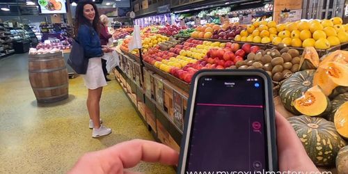 My friend controls me in public! Watch as I have an Orgasm in Public
