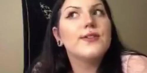 18 yo BBW shows everything on Periscope - Tnaflix.com
