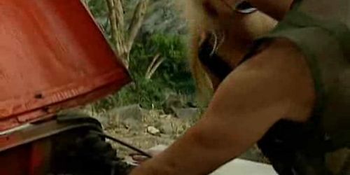 Anita Blond has car trouble.
