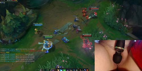 How do I perform playing my main with a vibrator distracting me? League of Legends #8 Luna (GamerGirl)